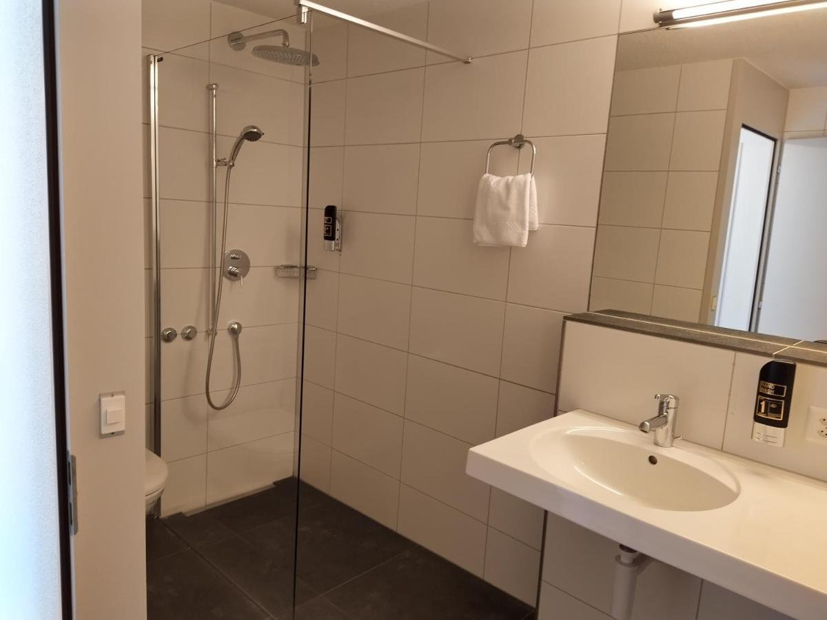 Das Hotel Sherlock Holmes Майринген Екстериор снимка