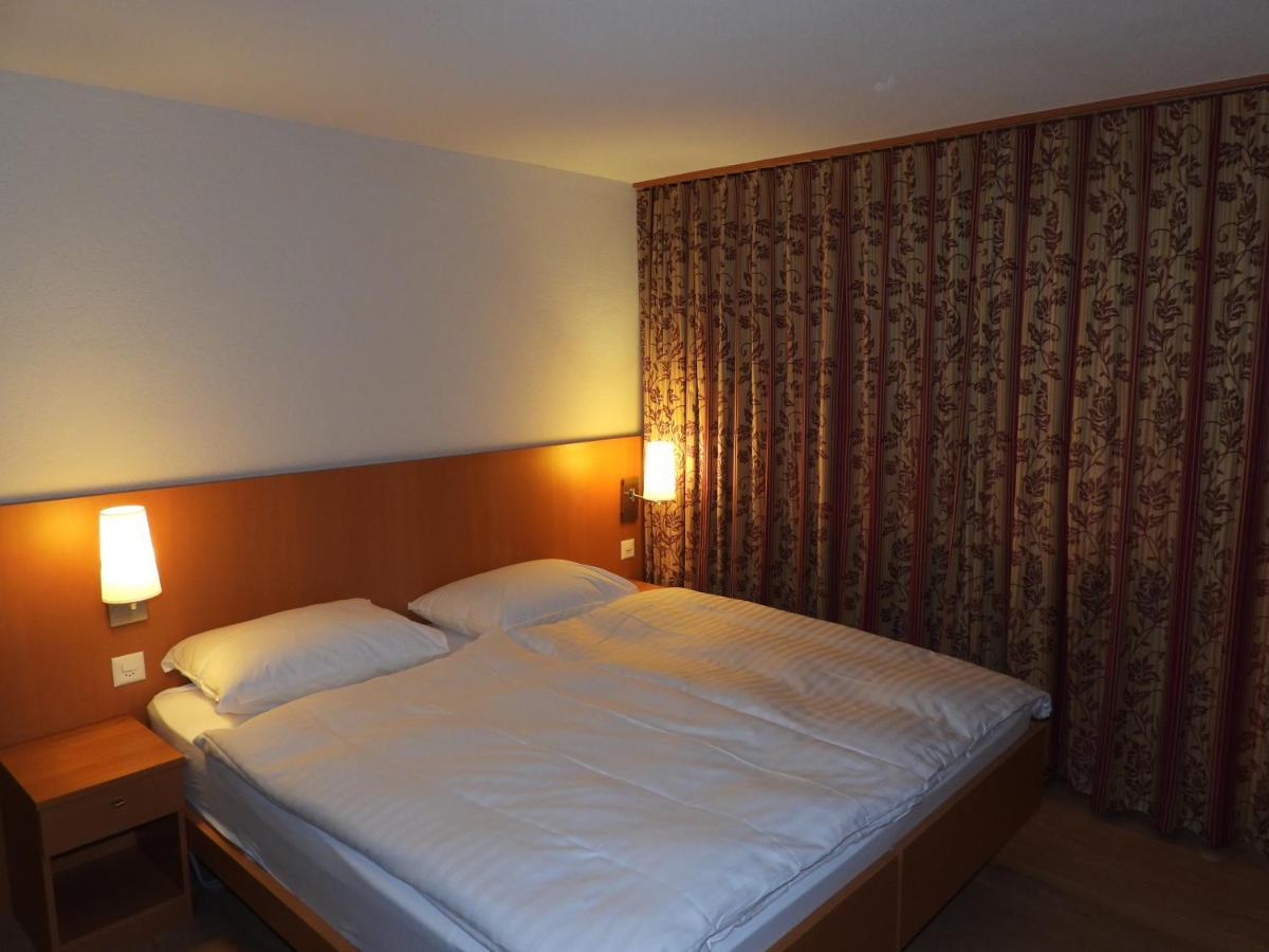 Das Hotel Sherlock Holmes Майринген Екстериор снимка