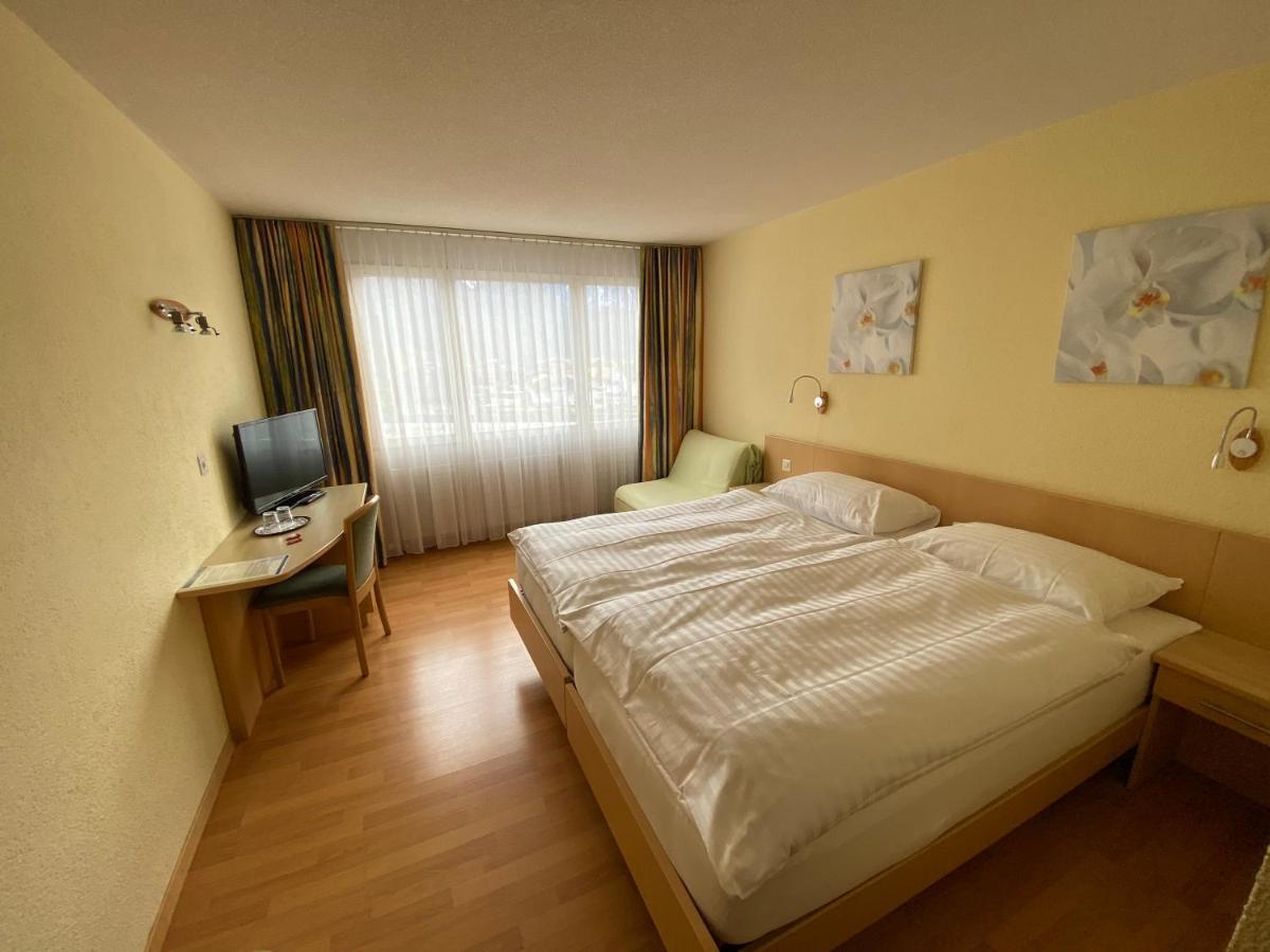 Das Hotel Sherlock Holmes Майринген Екстериор снимка